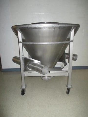 20 cu.ft. Apache Stainless Steel Cone Shaped Portable Tote - Image 2