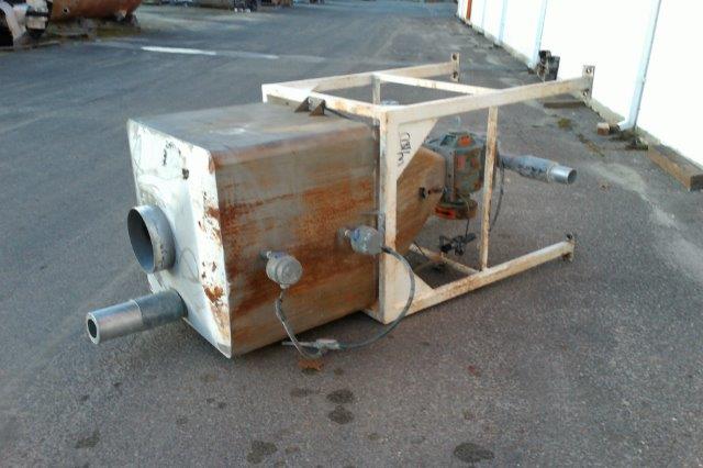 33" x 36" X 36" Rectangular Steel Hopper - Image 3