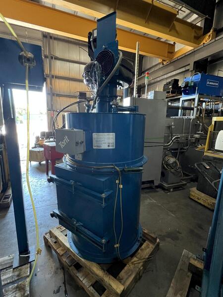 1100 cfm Donaldson #TD-573, continous duty style cartridge dust collector, 510 sq.ft. - Image 5
