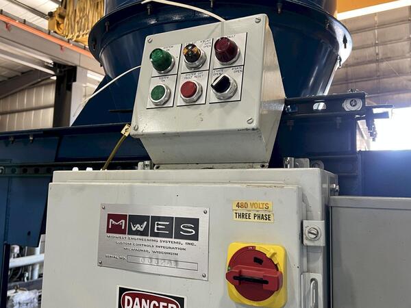 1100 cfm Donaldson #TD-573, continous duty style cartridge dust collector, 510 sq.ft. - Image 10