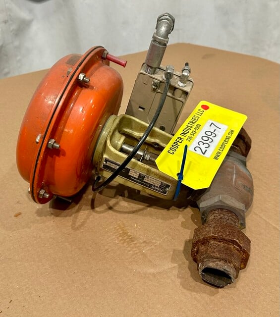 1-1/2" Fisher Controls #54-24588, 7-15 psi bench, Samson 765 positioner - Image 4