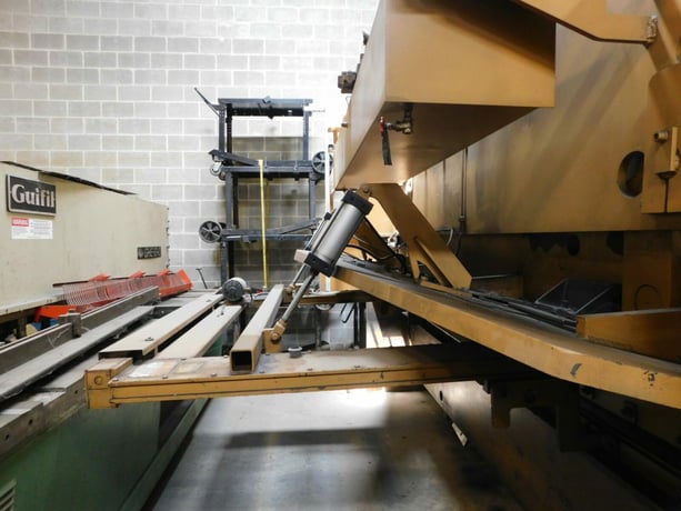 1/4" x 12' Standard #AS250-12, shear, 36" back gauge, blade gap adjust, 2005 - Image 3