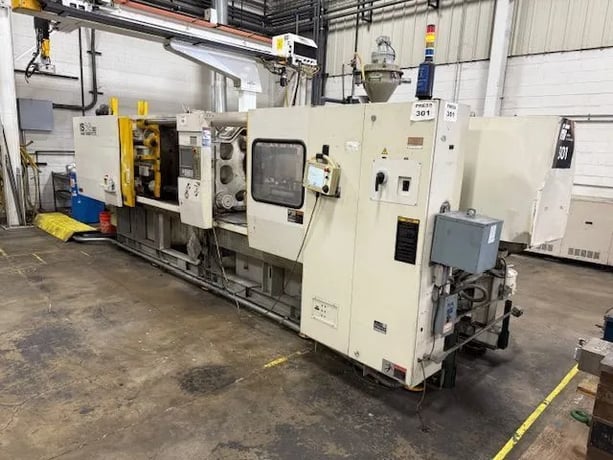 390 Ton, 41 oz., Toshiba #ISGS390V21-19, horizontal plastic injection molder, 28.7" x 28.7" tie bar spacing - Image 6