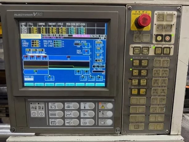 390 Ton, 41 oz., Toshiba #ISGS390V21-19, horizontal plastic injection molder, 28.7" x 28.7" tie bar spacing - Image 7