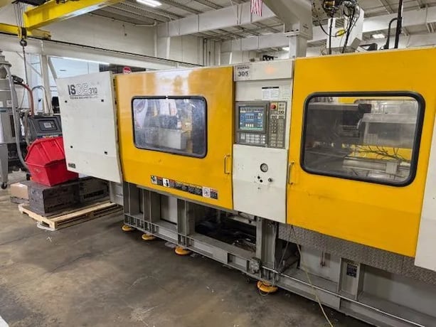 310 Ton, 41 oz., Toshiba #ISGS310W-V21-19, horizontal plastic injection molder, 25.2" x 24" tie bar spacing - Image 2