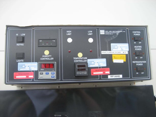 Lab-line Instruments 26" Deep x 36" Wide X 67" High - Image 4