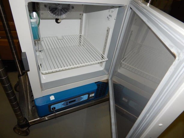 Thermo Fisher Incubator - Image 1