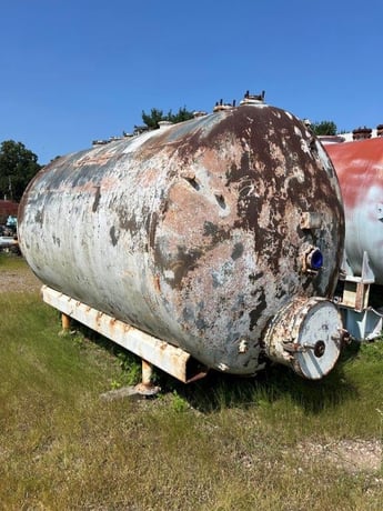 4000 gallon Ceramic Coatings Co., Glass Lined Pressure Vessel, Horizontal, 30 psi @ 300&deg;F, 1980 - Image 4