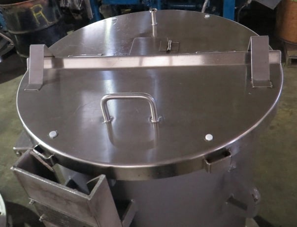 50 gallon DeDietrich, Glass Lined Tank, Vertical, 100 psi/FV @ 500°F Internal, No Jacket, on wheels - Image 3