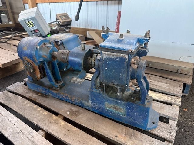 .5 gallon Readco #DA, Sigma Blade Mixer, Stainless Steel, Jacketed, Tilt Discharge, 3/4 HP, 208-220-440 V, On - Image 1