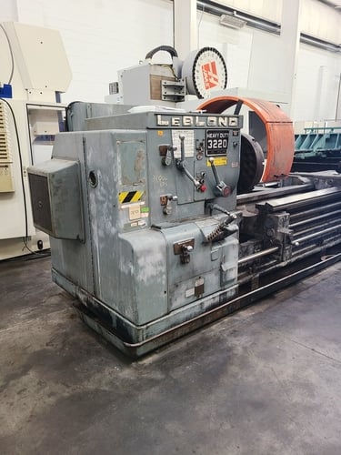 36"/58" x 201"/311" LeBlond #3220/58-NI Heavy duty sliding gap bed lathe, 4-jaw chuck, coolant pump, 1962 - Image 5