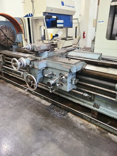 36"/58" x 201"/311" LeBlond #3220/58-NI Heavy duty sliding gap bed lathe, 4-jaw chuck, coolant pump, 1962 - Image 9