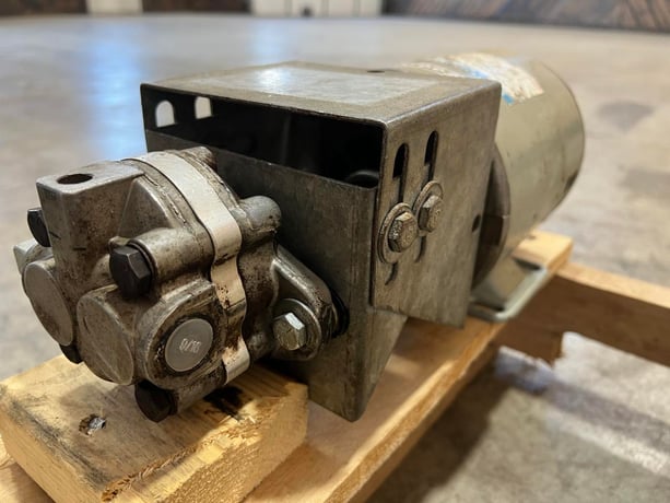 Marathon #VQB48S17D2113A, fuel transfer pump with electric, 1/3 HP AC motor for diesel or oil - Image 5