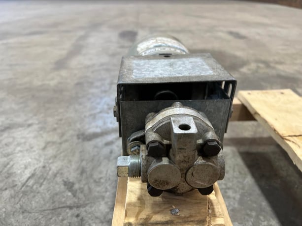 Marathon #VQB48S17D2113A, fuel transfer pump with electric, 1/3 HP AC motor for diesel or oil - Image 6