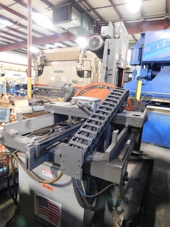 18" x 20" Hem #V100LM60, vertical band saw, 15' 6" x 1.25"blade, 5 HP, 60° miter, 2013 - Image 3
