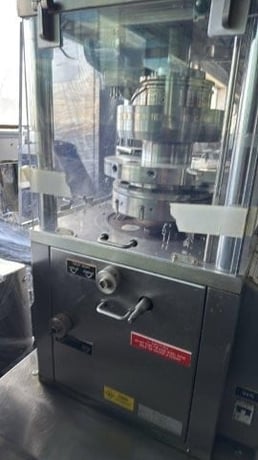 GlobePharma #MP-1, Tablet Press, w/Controls, 220 V, on Stainless Steel Table w/Wheels - Image 10