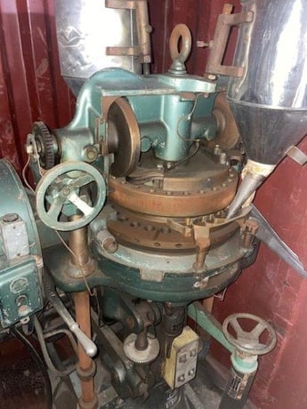 2.5 Ton, Stokes #BB2, Rotary Tablet Press, 27-Station, 725-1400 tablets/min., 5/8" max Tablet diameter - Image 7
