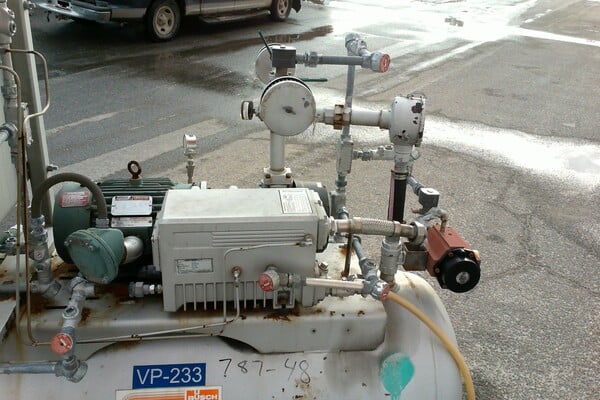 45 CFM, Busch #L63-G1, Vacuum System w/Tank, 2.0 Torr, 3 HP, Explosion Proof - Image 9