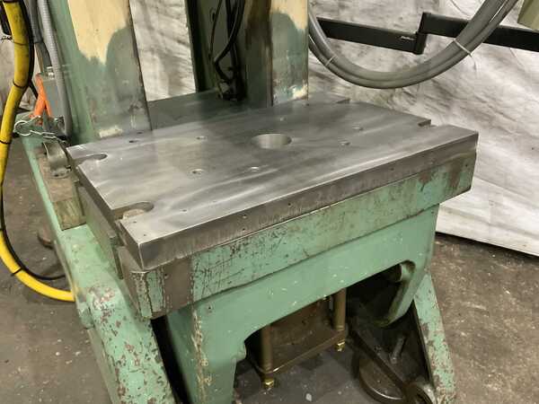 60 Ton, Minster #6, OBI press, 4" stroke, 16" Shut Height, 2-3/4"slide adj., air clutch & brake, 5 HP - Image 3