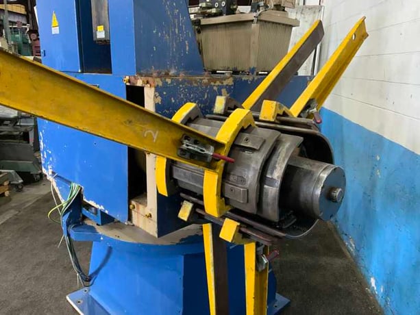 5000 lb. Arku #AH5000/2, double end coil reel & precision leveler, 12" width, 80" outside dimensions, 14"-20" - Image 4