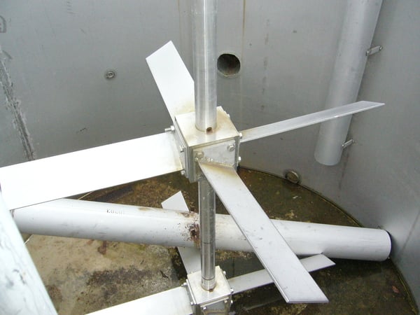 1700 gallon Stainless Steel Mix Tank, 88" diameter x 6' Straight Side, Agitator, No Drive - Image 7