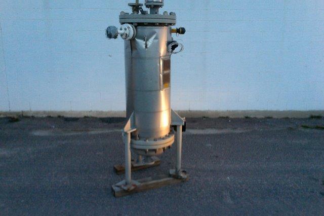 20 gallon Stainless Steel Vertical Tank, 13" diameter x 4' 3" Straight Side, Bolted Flat Top, Dish Bottom - Image 2