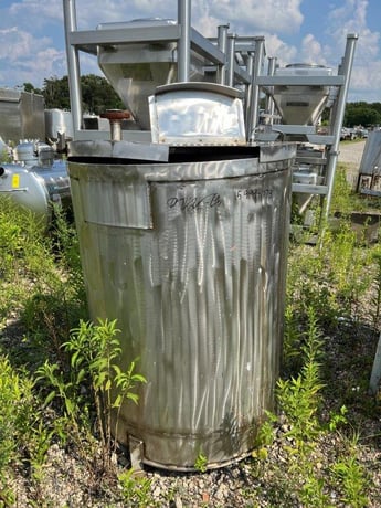 210 gallon Rohn & Haas, Stainless Steel Tank, 36" diameter x 48" Straight Side, Flat Top and Bottom, 1995 - Image 4