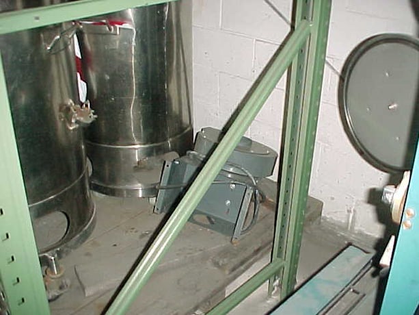 40 gallon Stainless Steel Vertical Tank, 19" diameter x 29" Straight Side, Internal Baffles - Image 6