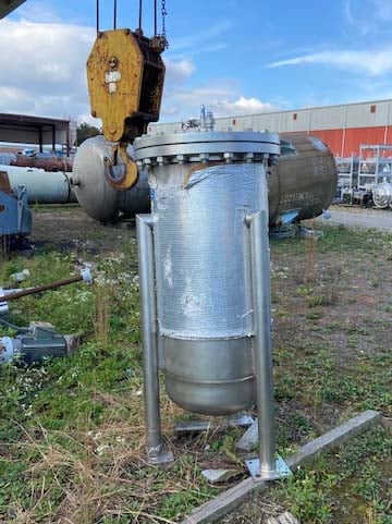 40 gallon Stainless Steel Vertical Tank, 13" diameter x 4' 3" Straight Side, Flat Top and Bottom - Image 2