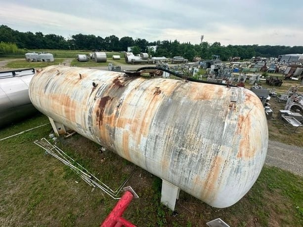 30500 gallon 144" x 384", Horizontal Steel Tank, 1/4" thick Shell, 1992 - Image 7