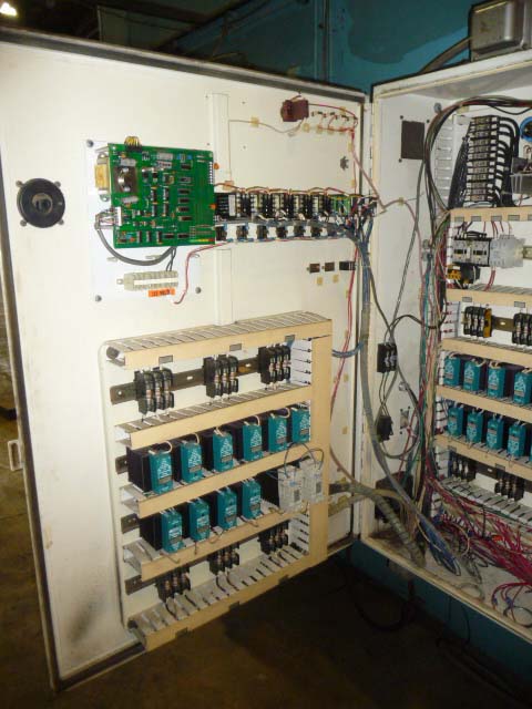 Lyle, Vertical Pre-Heat Oven, 43" wide capacity, 80" width x 124" H x 132" L, 460 V, w/Operator Control - Image 5