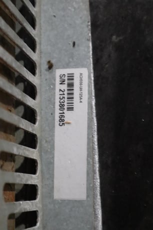 Abb ach550-uh-125a-4 ac drive 550 series 3 phase 380-480 v ac stock s686 - Image 5