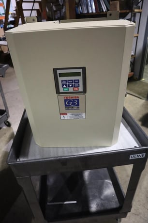 TOSHIBA VT130G3U4400 TOSVERT-130G3 TRANSISTOR INVERTER AC DRIVE 40HP STOCK 3407A - Image 1