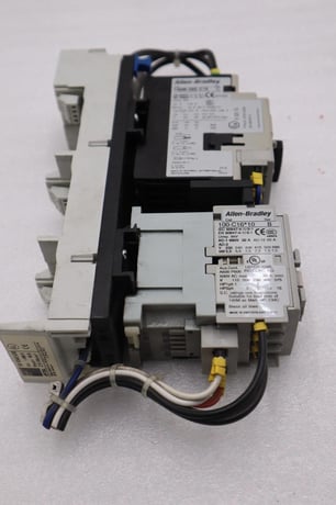 Allen-Bradley bradley 140m-d8e-c25 circuit breaker with 100-c23*10 contactor stock 718-a - Image 4