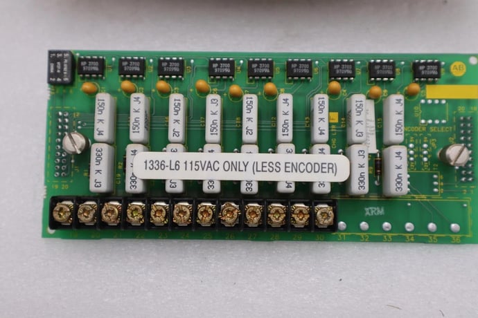 New Allen-Bradley bradley 1336-l6 control interface board for 1336 vfd stock h464 - Image 2