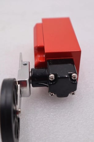 Allen-bradley 440p-mrrb22e limit switch ser a stock #k-2268 - Image 2