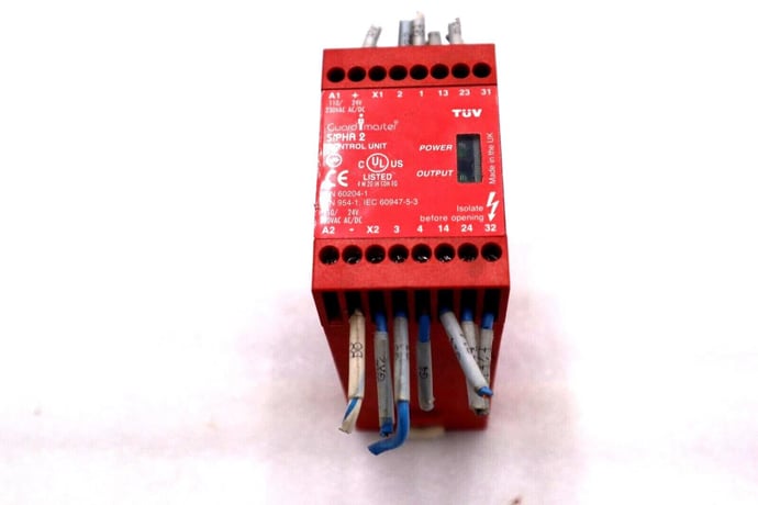 Allen-Bradley bradley 440ns32021 guardmaster sipha2 control unit #l-281 - Image 4
