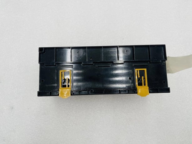 Allen-Bradley 1791DS-IB8XOB8 Compact Block STOCK 603 - Image 5