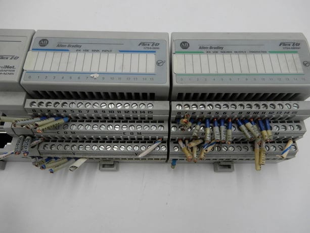 Allen-Bradley bradley plc 1794-acn15 1794-ib16 1794-ob16p stock number 372 - Image 3