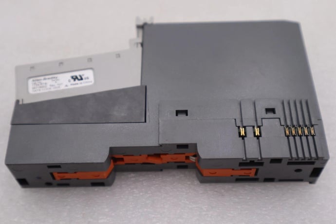Allen-Bradley Bradley 1734-EP24DC /B POINT I/O 24VDC #K-2248 - Image 2