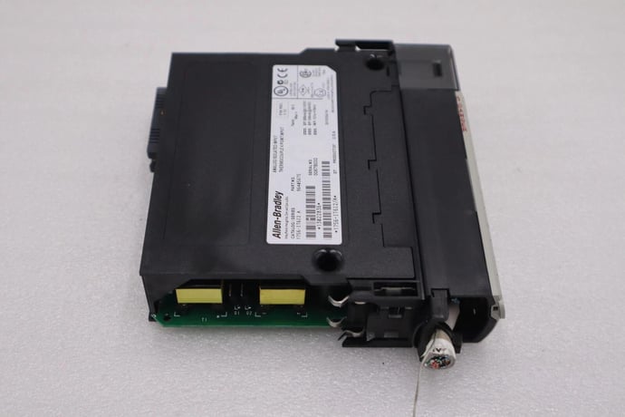 Allen-Bradley Bradley 1756-IT6I2 Ser A ControlLogix 6-Channel Analog Input Module #H116A - Image 3