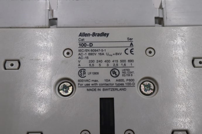 Allen-bradley 100-d300 contactor 600 vac max stock l-715 - Image 4