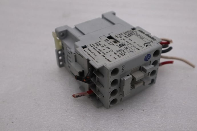 Allen-Bradley bradley 100-c09*10 ser a contactor ab stock k-447-a - Image 3
