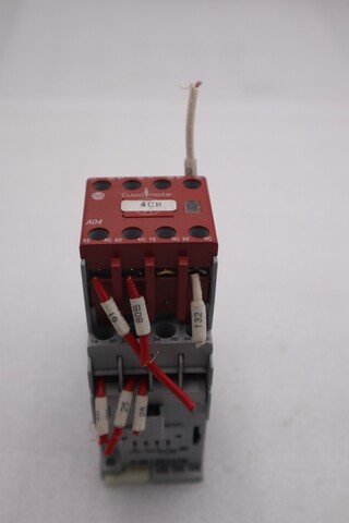 Allen-Bradley 700-CF310 SER A Used Safety Control Relay Contractor #K-754-A - Image 7