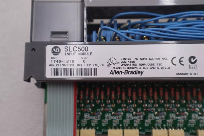 Allen-Bradley Bradley SLC500 Digital Input Module 1746-IB16 Series C 16 Point #K-1710 - Image 2
