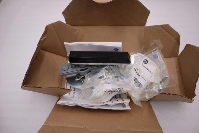 NEW OPEN BOX Allen-Bradley Allen-Bradley 1494F-L2 SER A Door Hardware Kit STOCK H1261 - Image 1