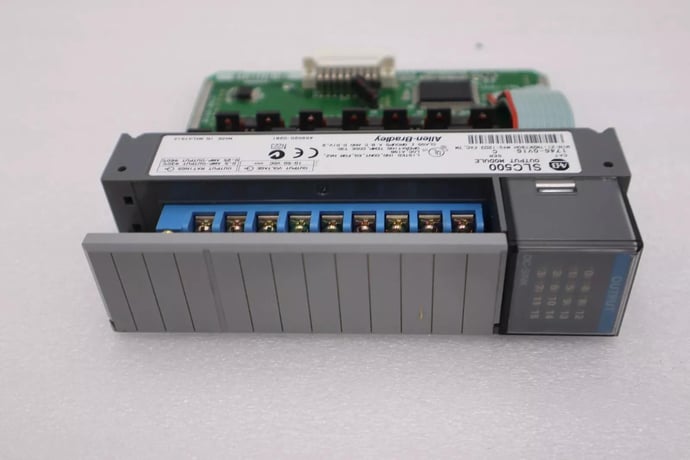 Allen-Bradley Bradley 1746-OV16 /C SLC 500 16-Point Digital Output Module STOCK K-679-C - Image 6