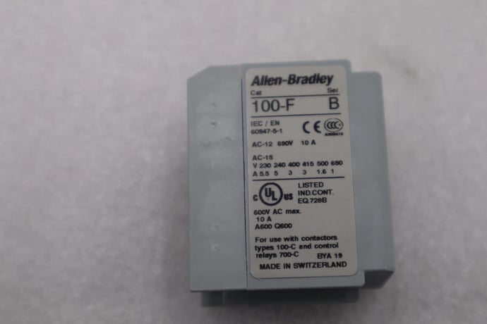 Allen-Bradley 100FA11 Auxiliary Contact NEW OPEN BOX K-3254 662072612736 - Image 2