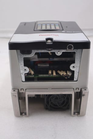20ad8p0a3aynanc0 Allen-Bradley bradley powerflex 70 5hp ac drive 480 volt stock 3302 - Image 6