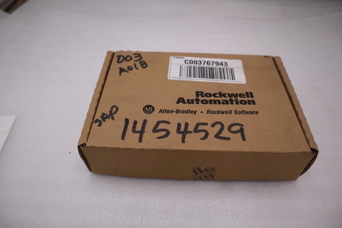 New Allen-Bradley BRADLEY 1746-NI16I SER A SLC 500 16 Point Analog Input Module #H51A - Image 2